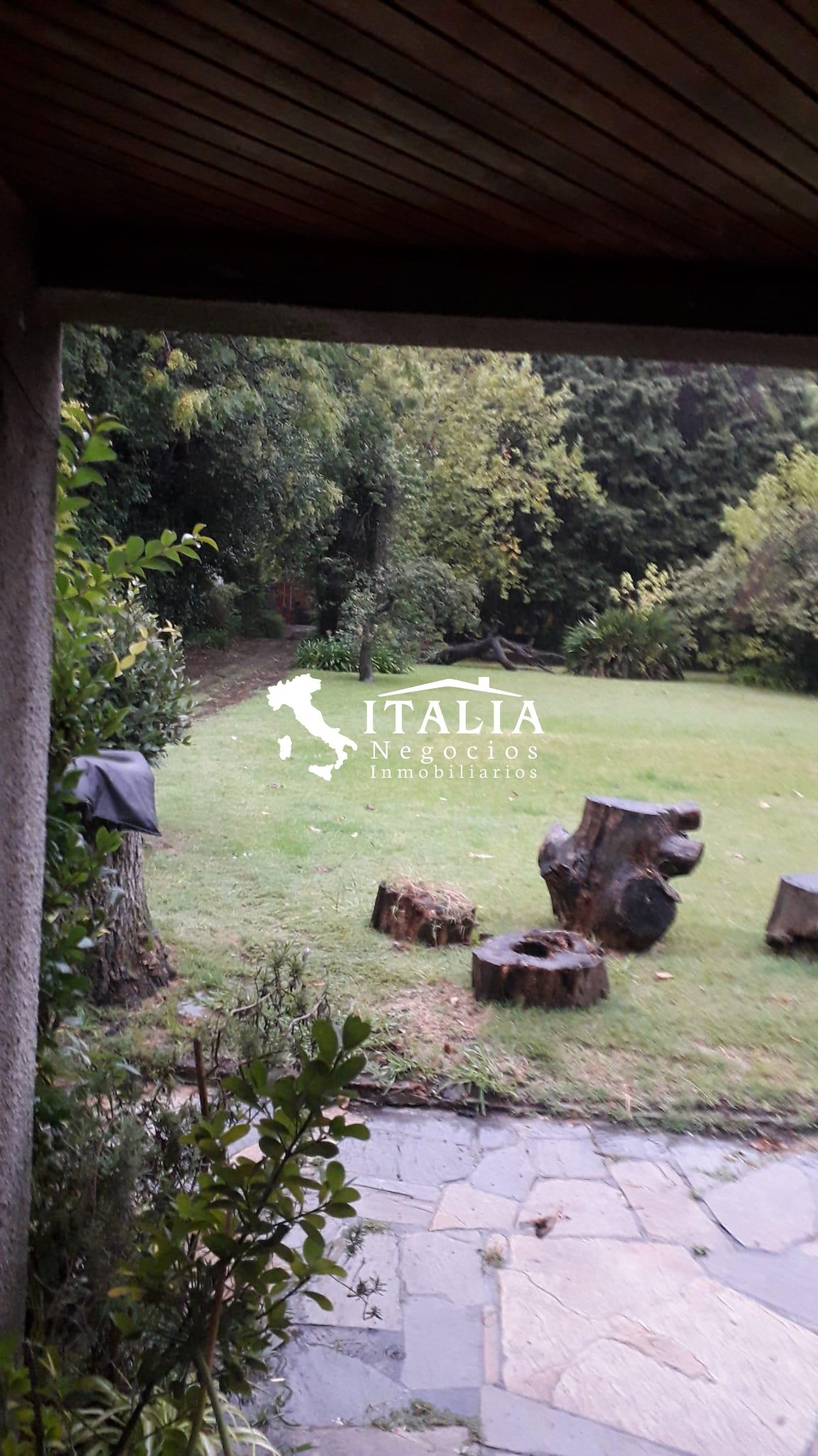 23282FEC-198A-4667-A742-C90B295CA206