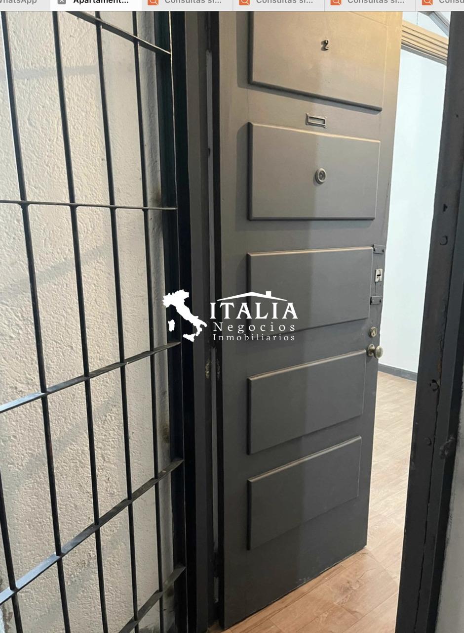 C8650330-3D45-424A-8D5C-B17A1DCCF89D